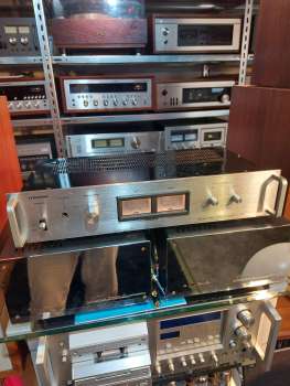 Preview: TOSHIBA SC-330  Endstufe Alu Front-Griffe  2 analoge VU-Meter Japan 1977